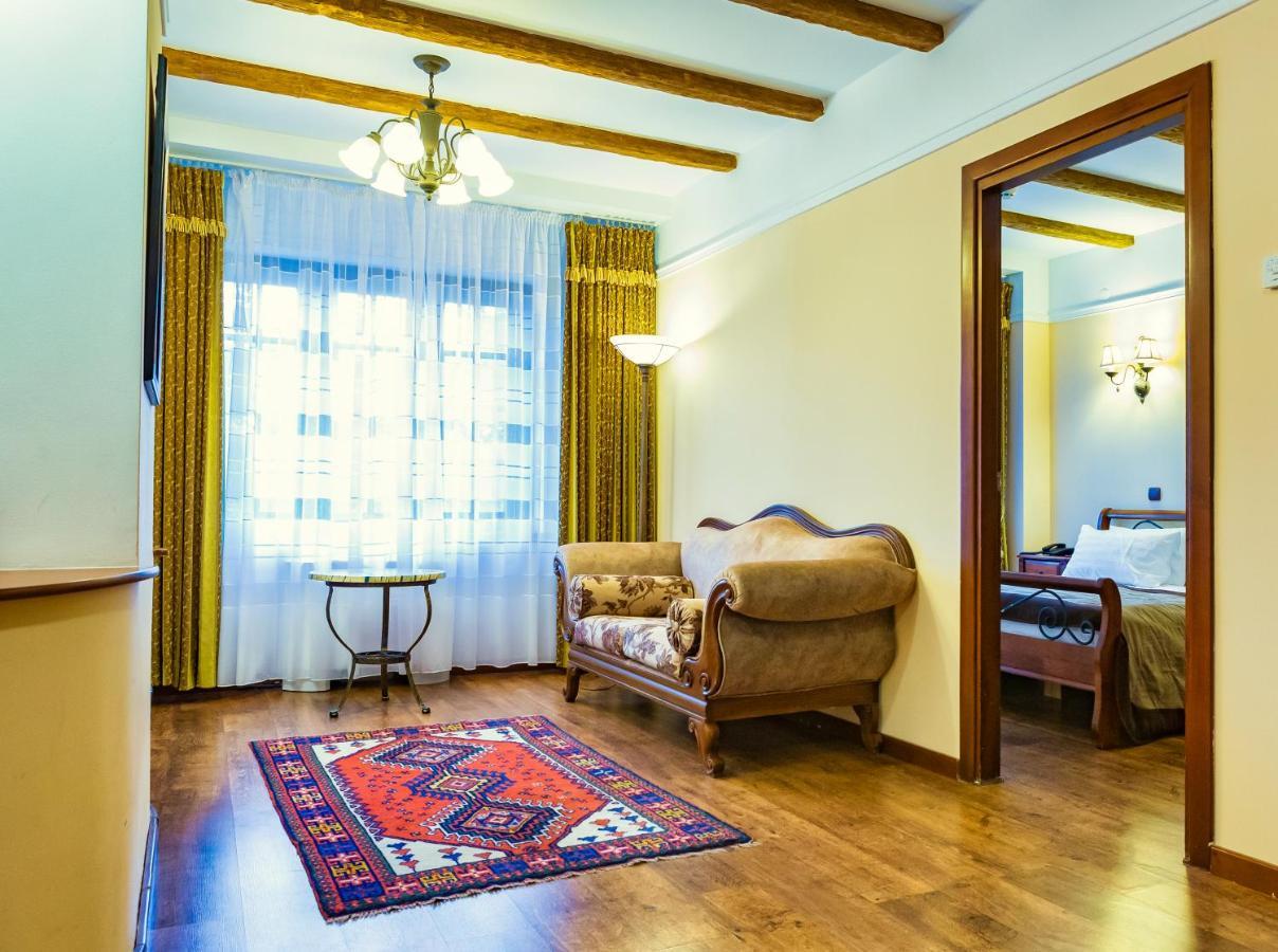 Park Hotel Kokshetau Shchūchīnsk Extérieur photo
